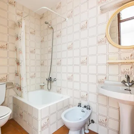 Camps 4 Bedroom House, Hébergement de vacances Ciutadella (Menorca)