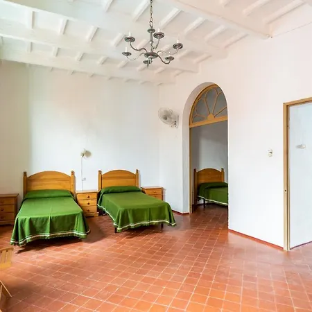 Camps 4 Bedroom House, Prázdninový dům *