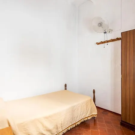 Camps 4 Bedroom House, Prázdninový dům *