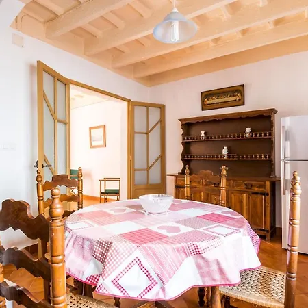 Camps 4 Bedroom House,